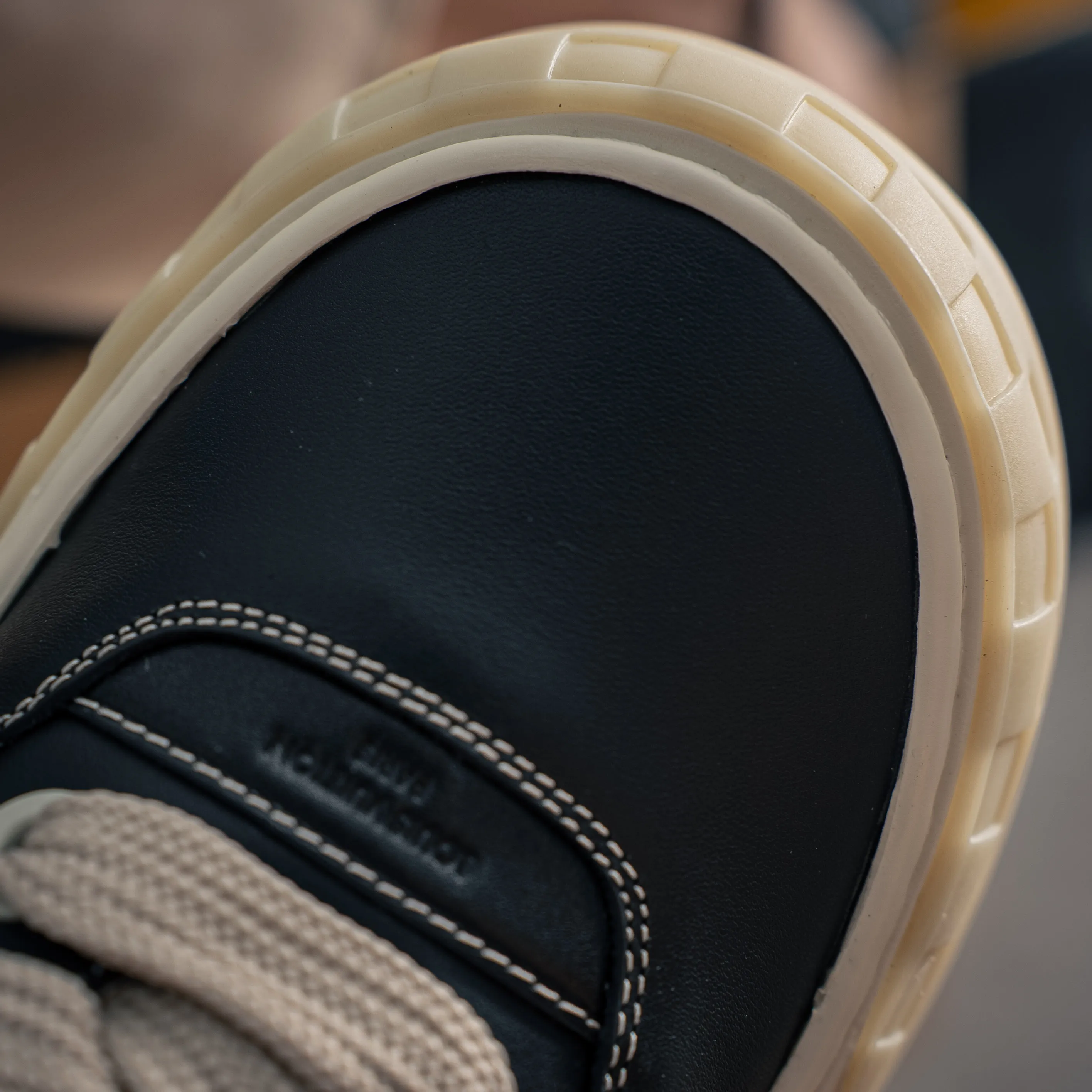 # LV tilted ， Shoes，Sneakers， Shoes，Skate Shoes~~ Sneakers， LV Shoes ， Cushioning TPU Vuitton ，